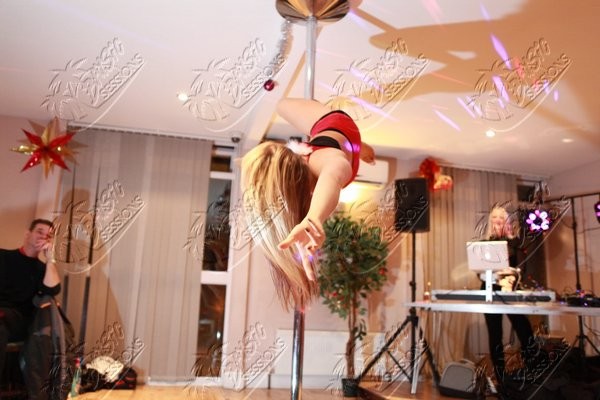 POLE_FITNESS_277