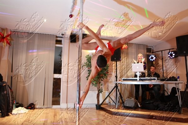 POLE_FITNESS_358